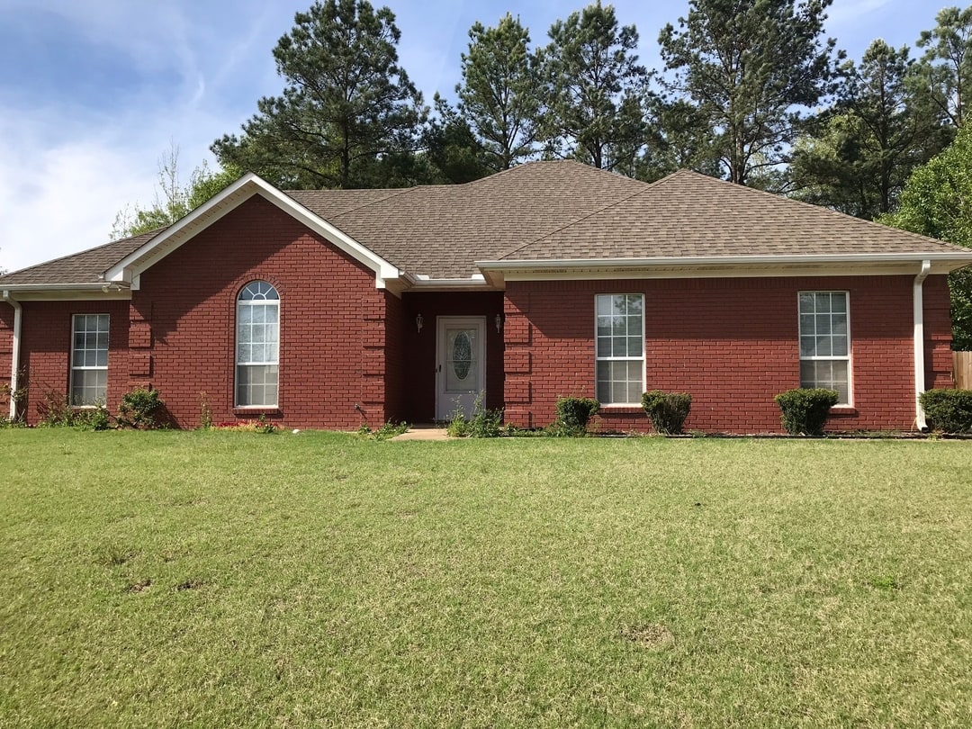 Collegiate Realty Rentals in Oxford & Water Valley